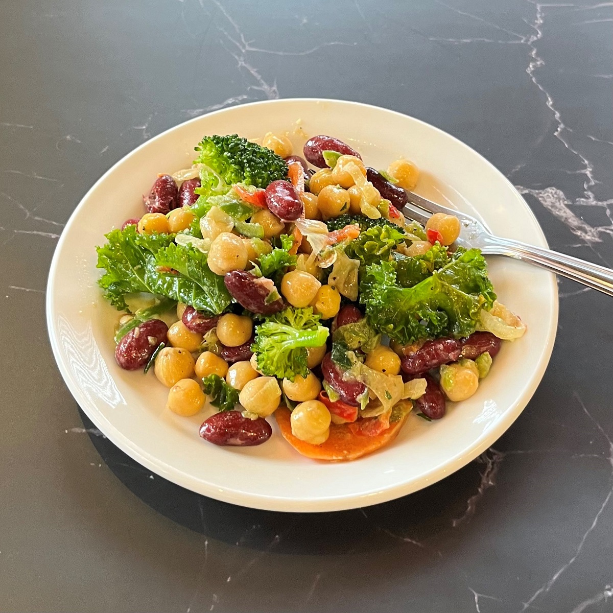 Salade de légumes protéinés - Classique